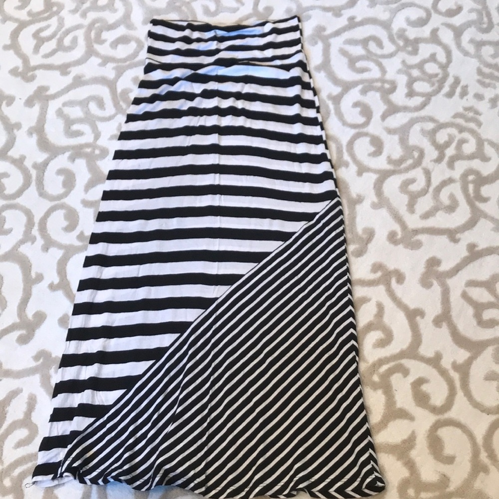 Black and white stripe maxi skirt